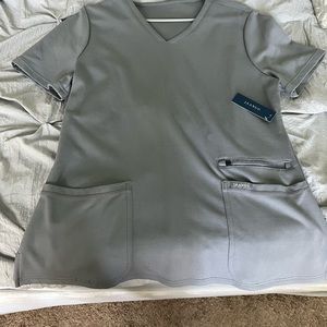 Jaanuu scrub top never worn with tags